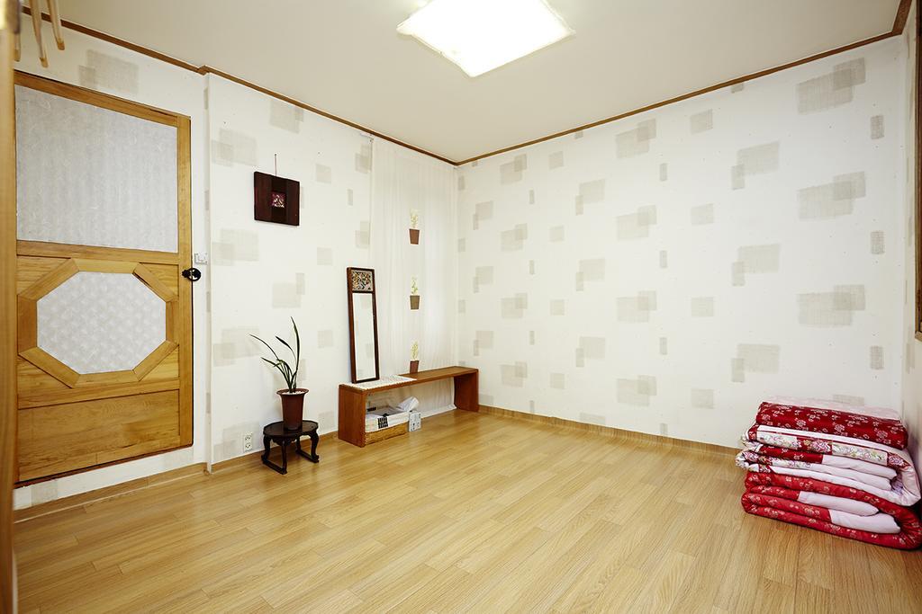 Vine Hanok Guesthouse Seul Quarto foto
