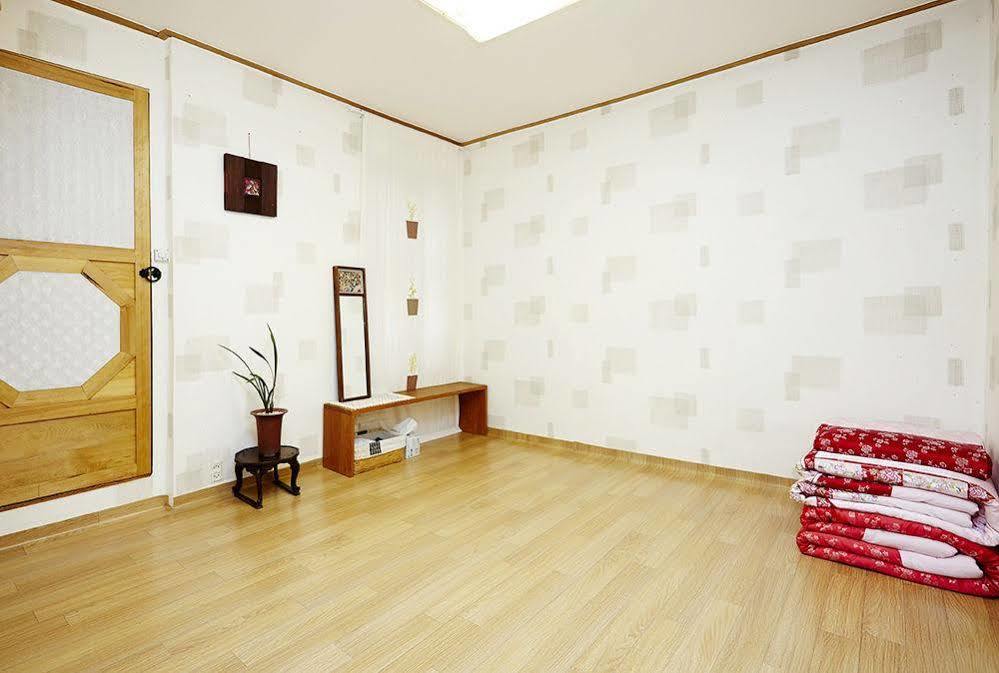 Vine Hanok Guesthouse Seul Exterior foto
